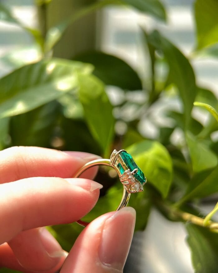 Emerald Diamond Ring Online | Buy Natural Gemstones Online